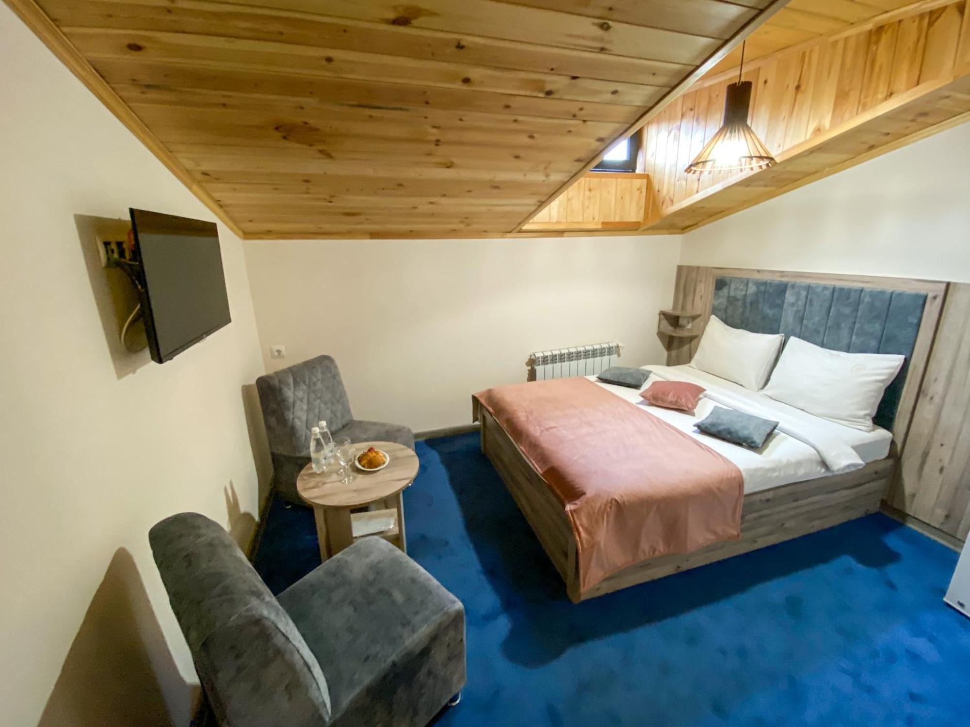 Alex Hotel Jerevan Kamer foto