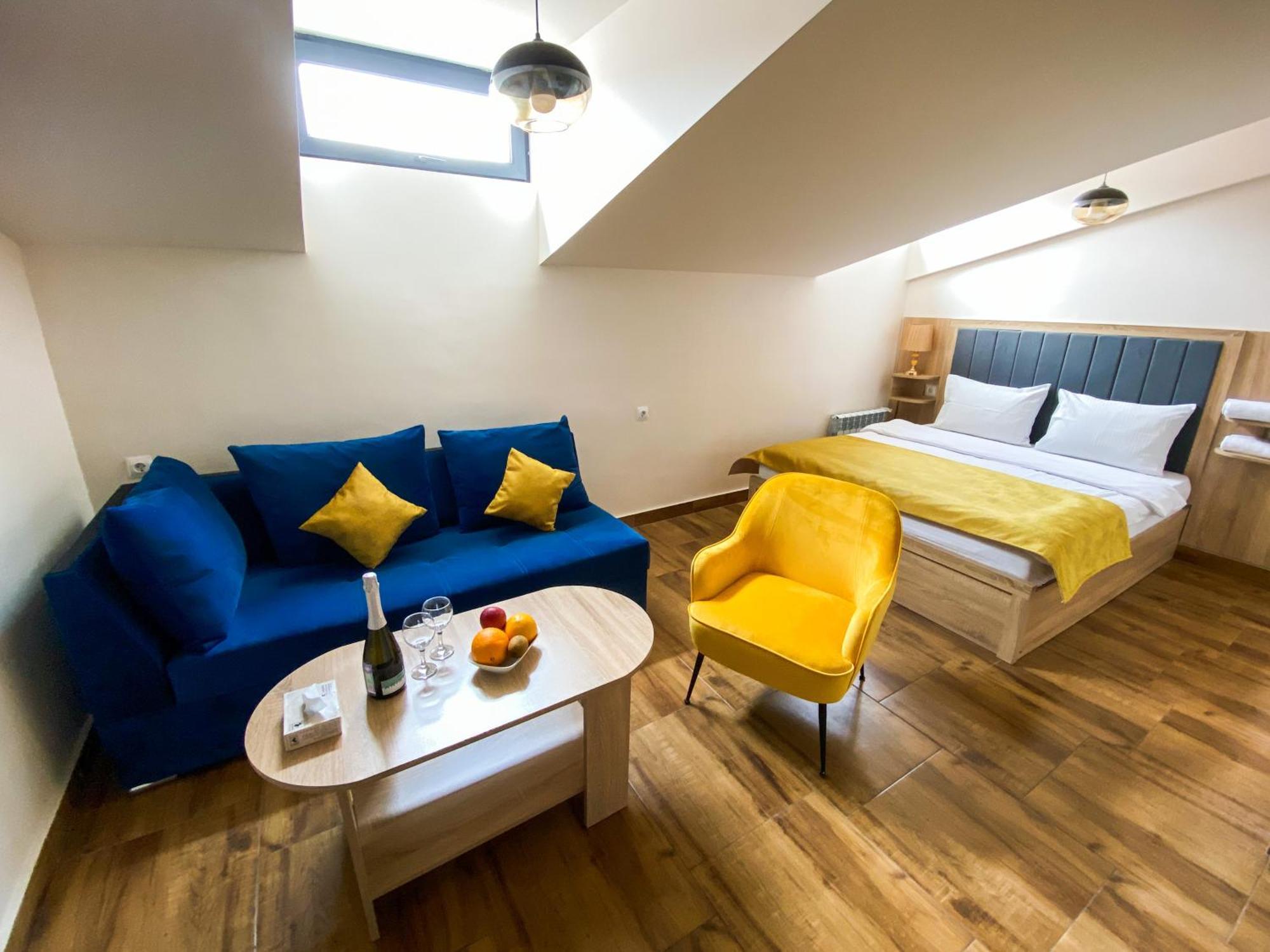 Alex Hotel Jerevan Kamer foto