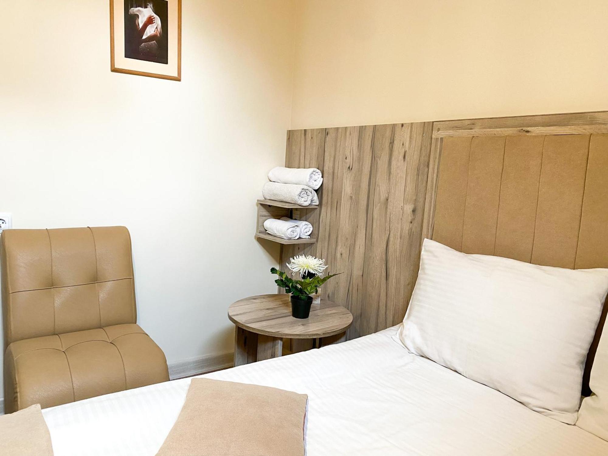 Alex Hotel Jerevan Kamer foto